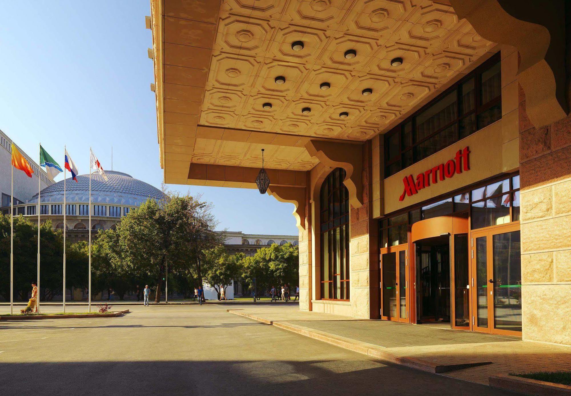 Novosibirsk Marriott Hotel Exterior photo